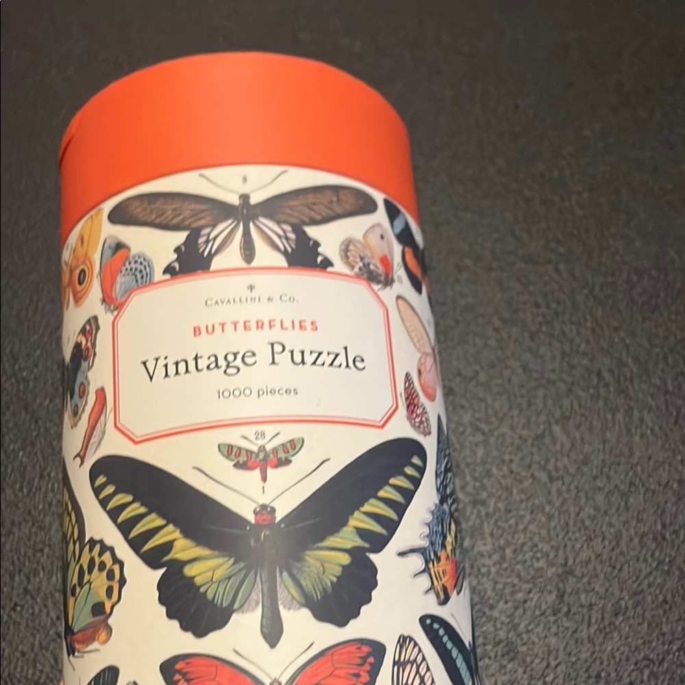 Butterflies Vintage 1000 Piece Puzzle